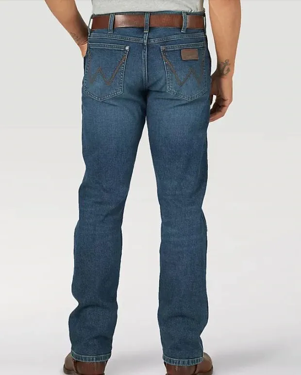 88MWZMU - Wrangler Men's Retro Slim Fit Straight Leg Jean - Mauney