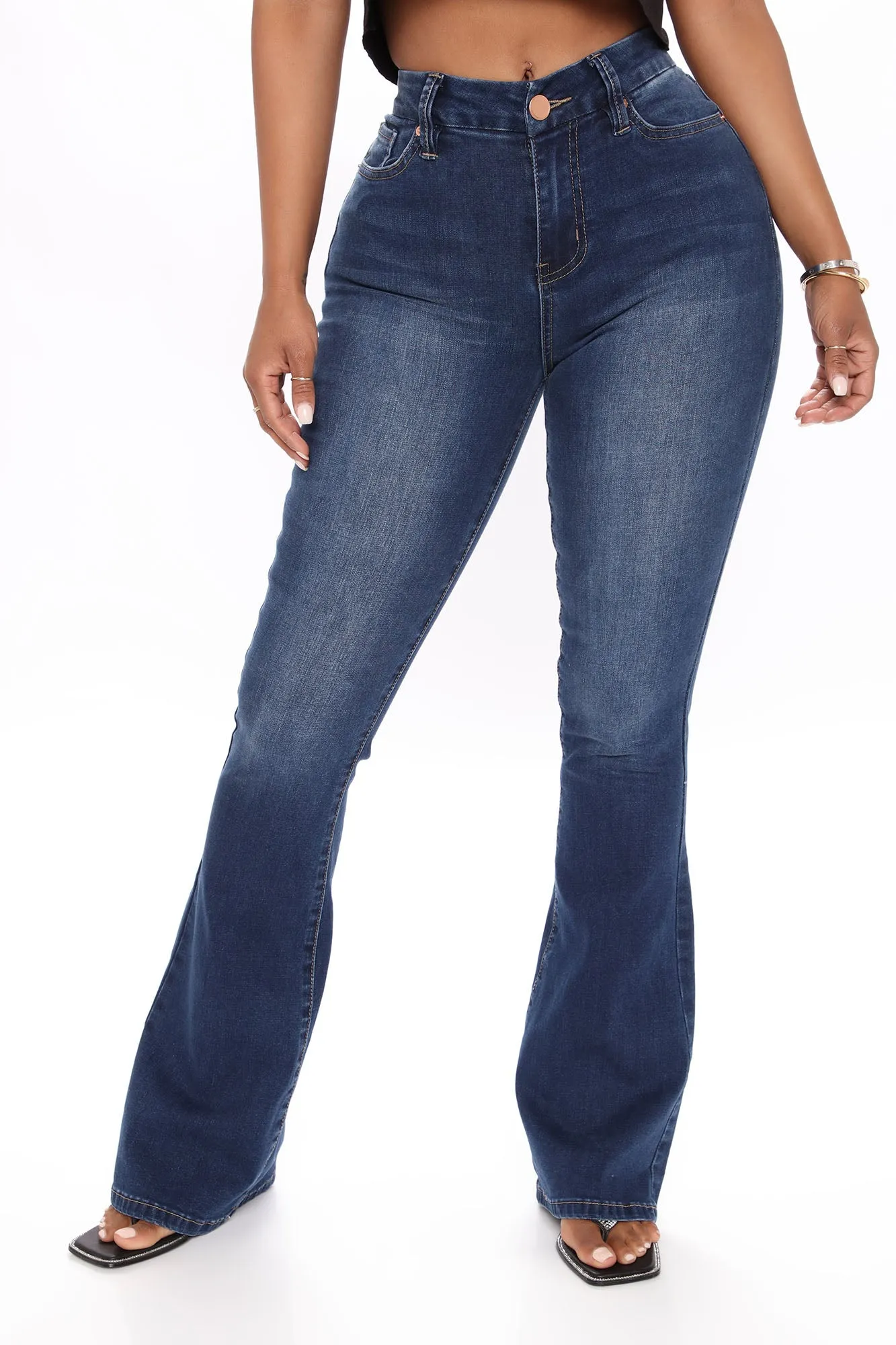 Avelina Curvy Fit Flare Jeans - Dark Wash