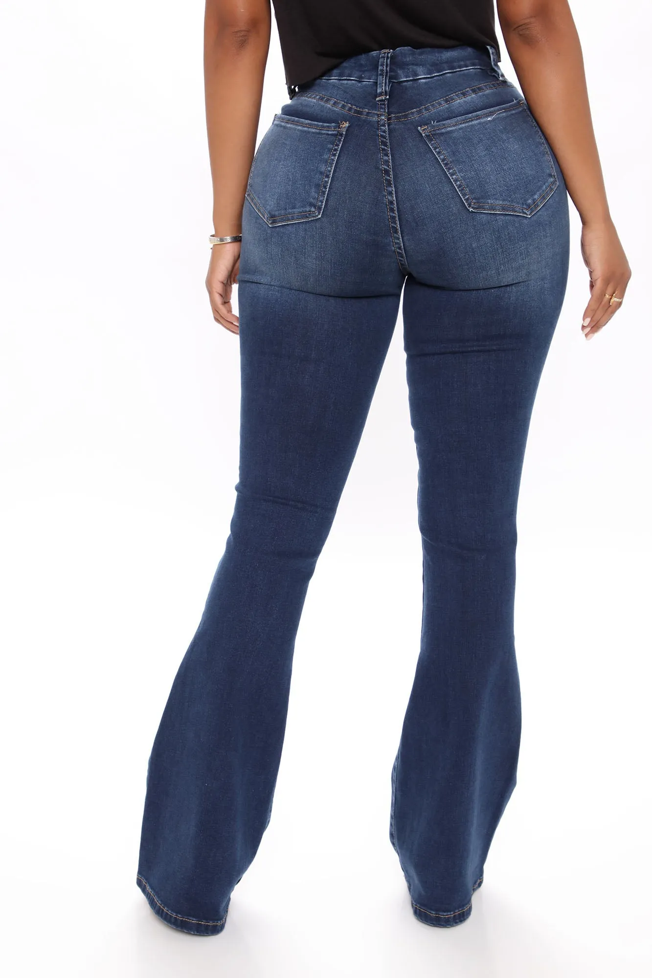 Avelina Curvy Fit Flare Jeans - Dark Wash