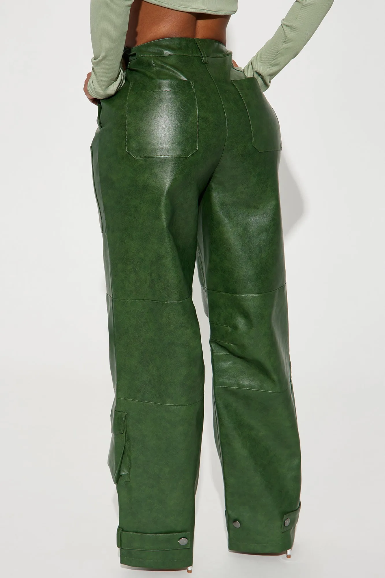 Aviva Washed Faux Leather Cargo Pant - Hunter