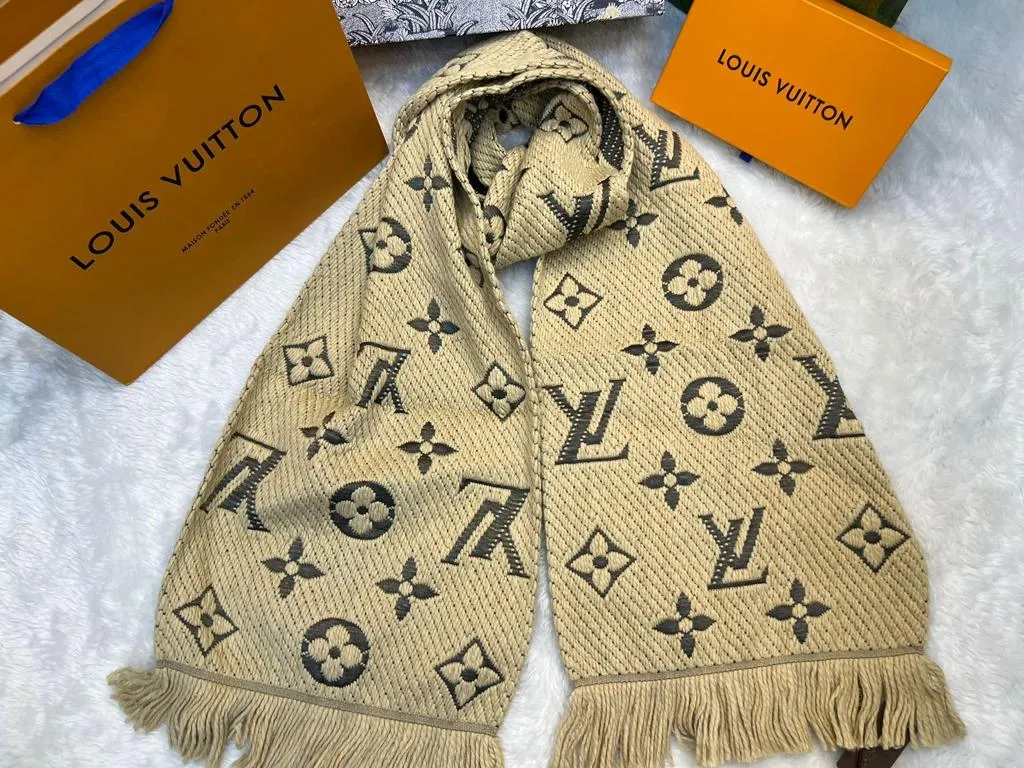 Cachecol de Lã Louis Vuitton 304